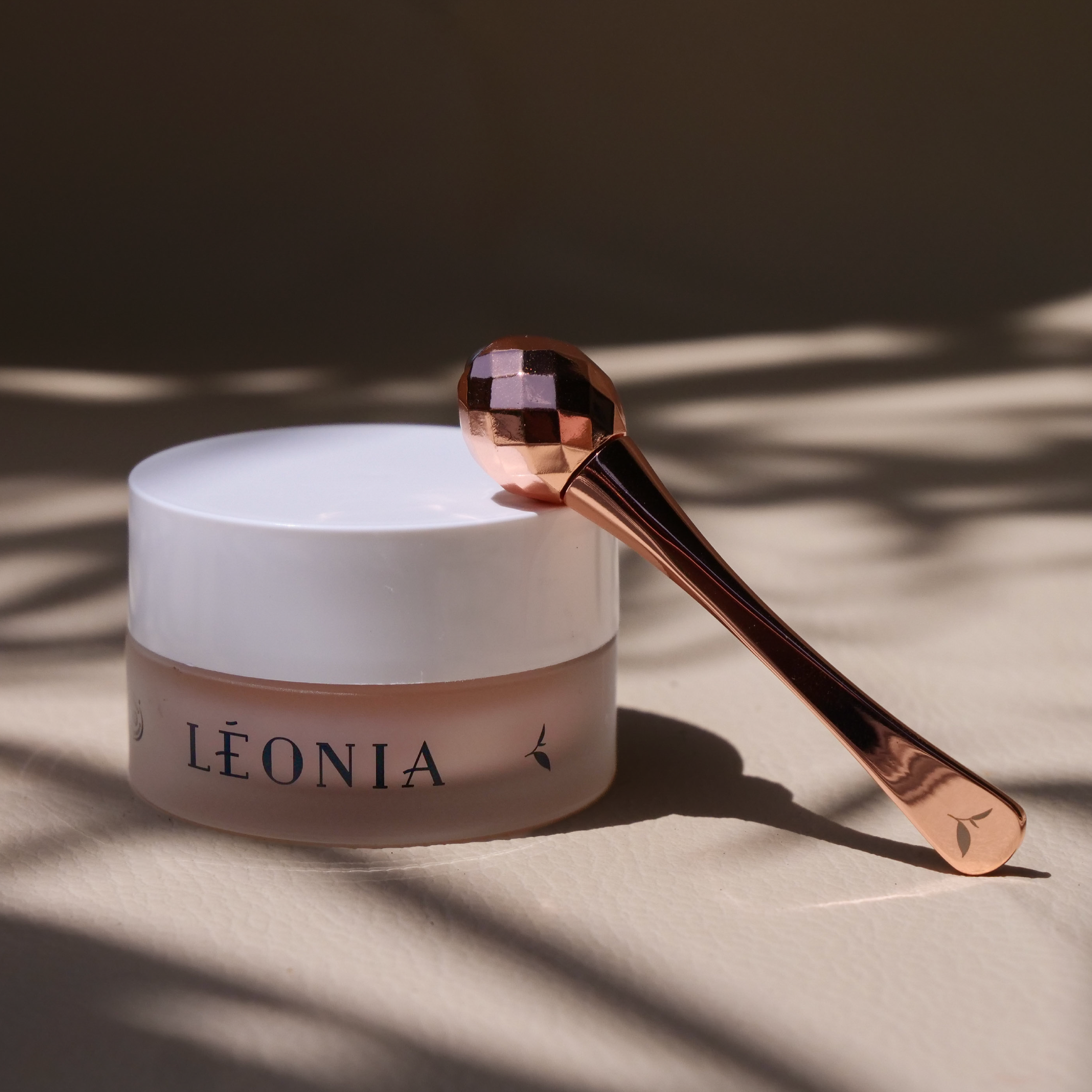 White Tea Eye Contour